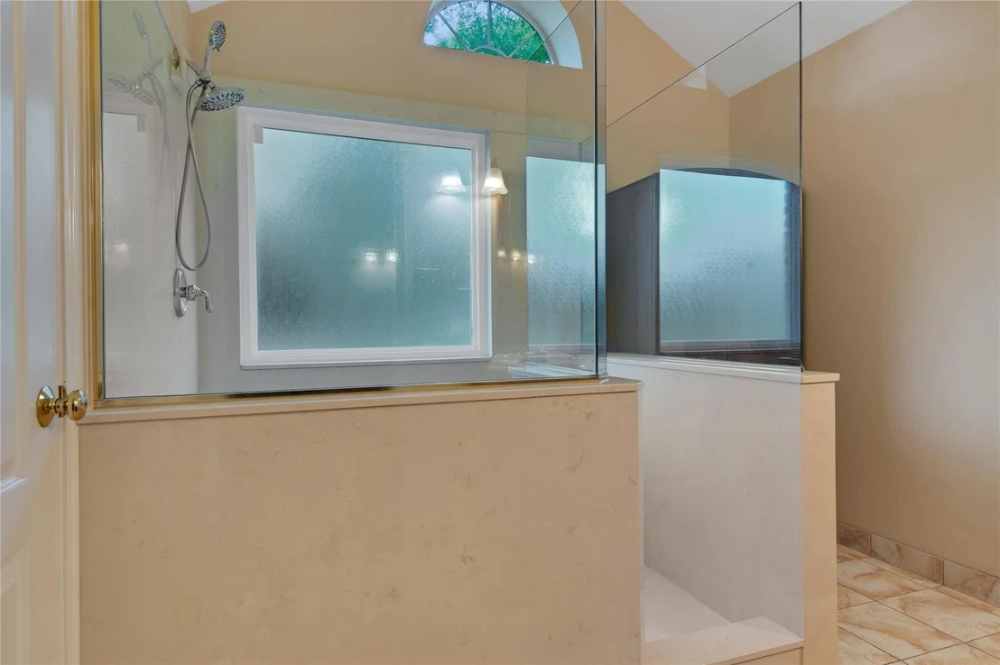 Photo of 27047 Holly Drive