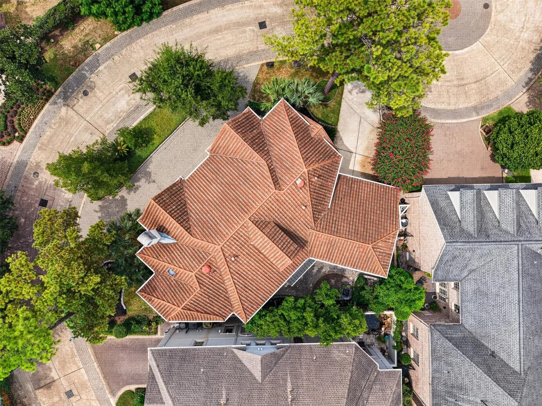 Photo of 2 W Terrace Drive