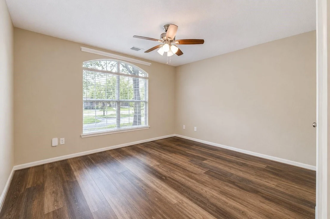 Photo of 233 Lake Estates Drive