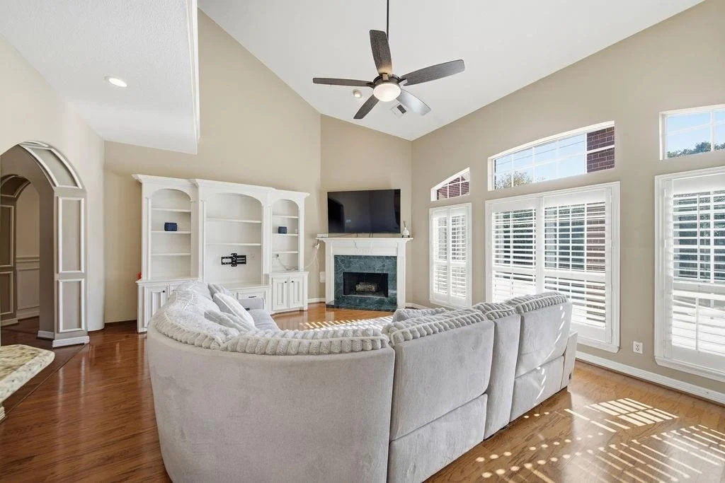 Photo of 5811 Desert Oak Way
