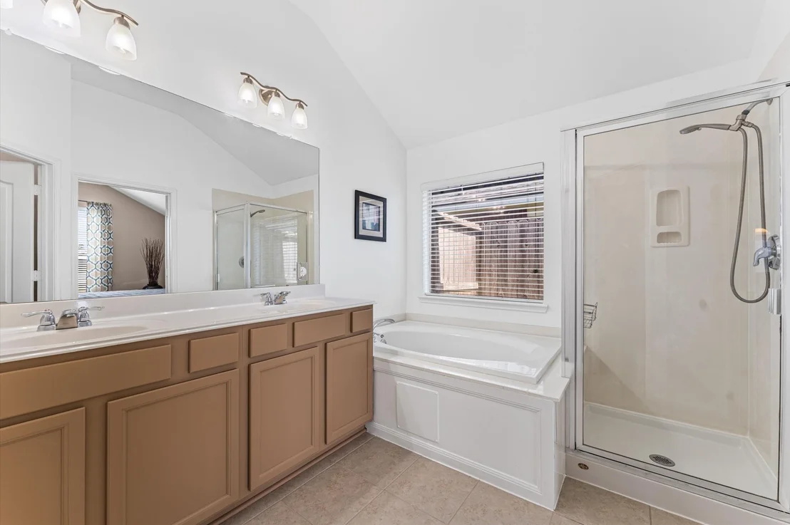 Photo of 3902 Pine Forest Green Boulevard