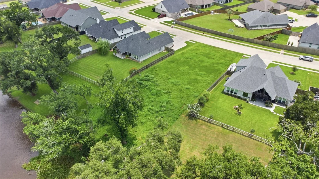 Photo of 208 Creekside Lane