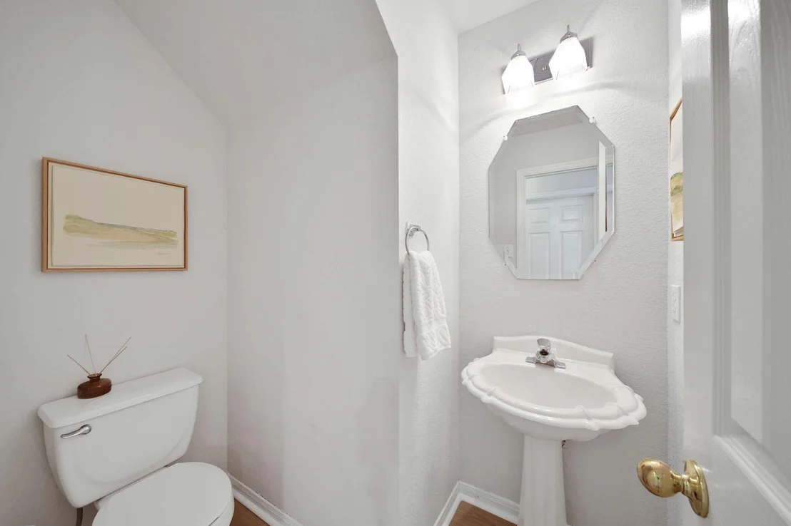 Photo of 18 Orchid Grove Place