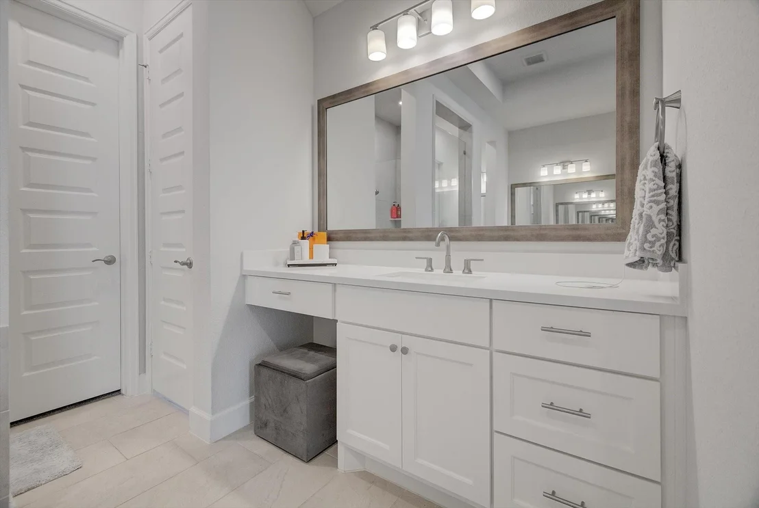 Photo of 22119 Breakwater Lane