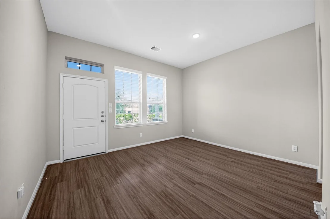 Photo of 2518 Cold River Drive