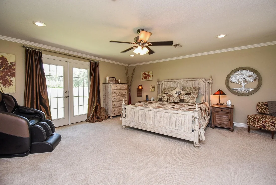 Photo of 2101 Meadow Lane
