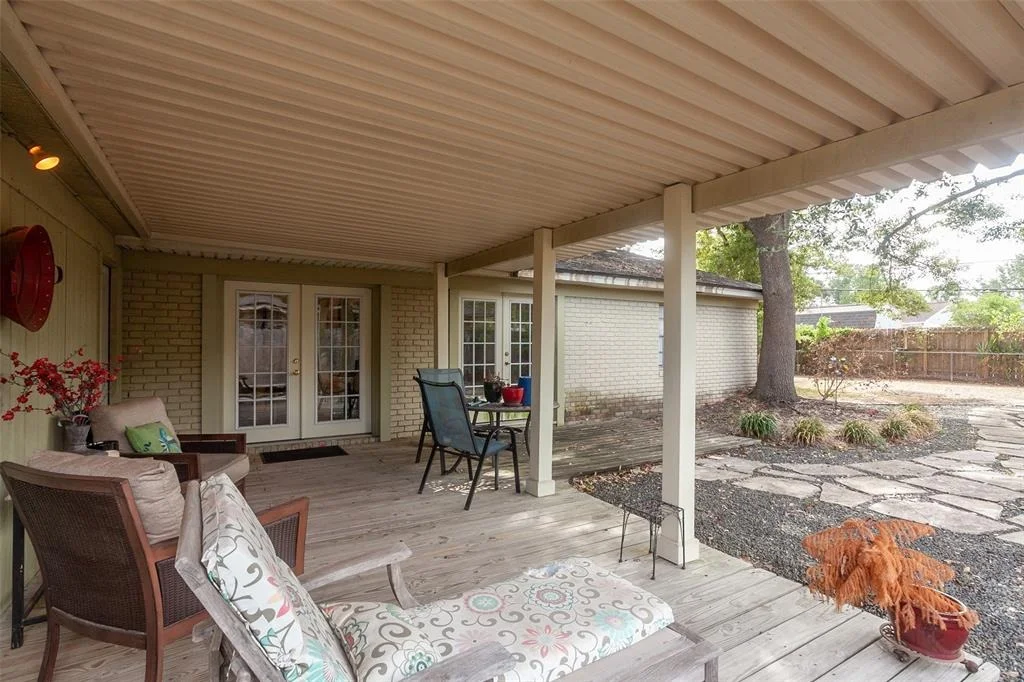 Photo of 6215 Westgate Drive