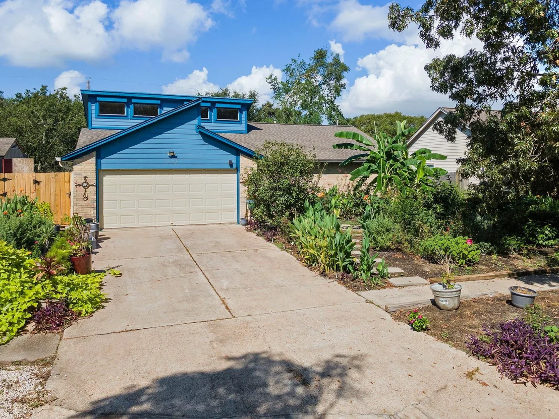 Photo of 4522 Albatross Drive