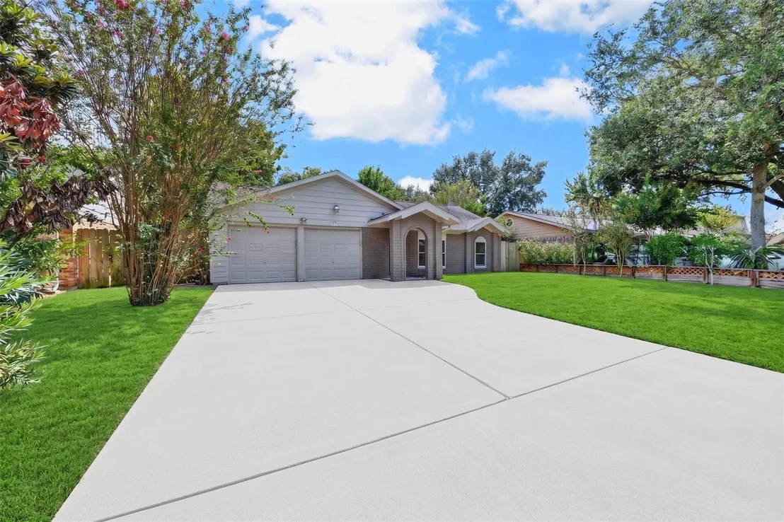 Photo of 11307 Langdon Lane