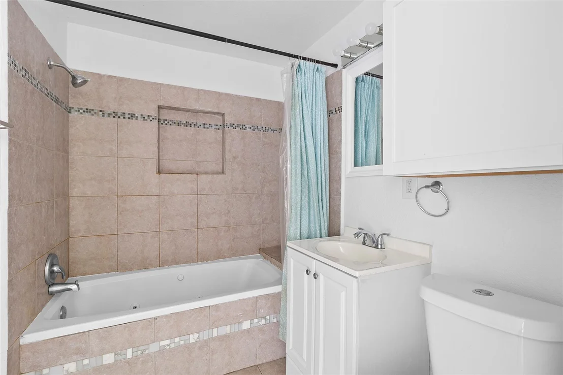 Photo of 6090 Skylane Drive