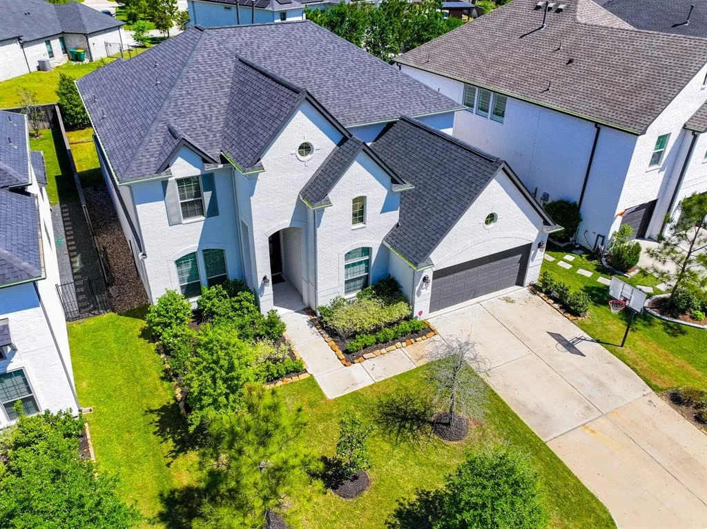 Photo of 32 Snowdrop Lily Drive