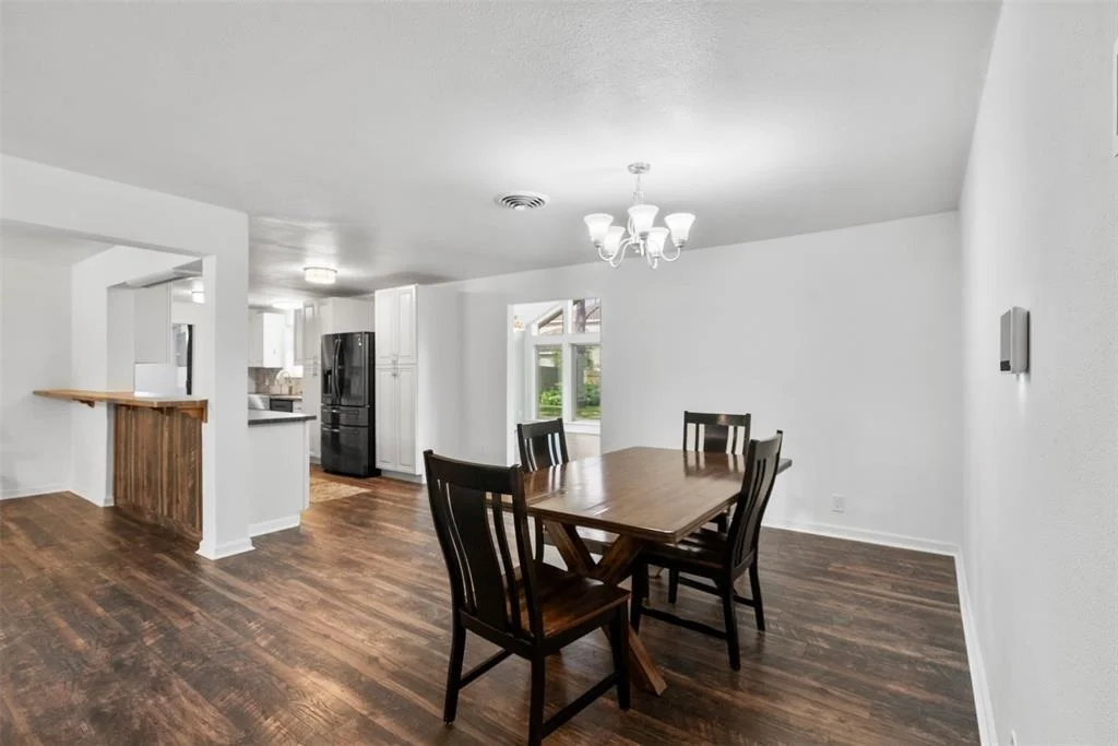 Photo of 4108 Pine Shadows Street