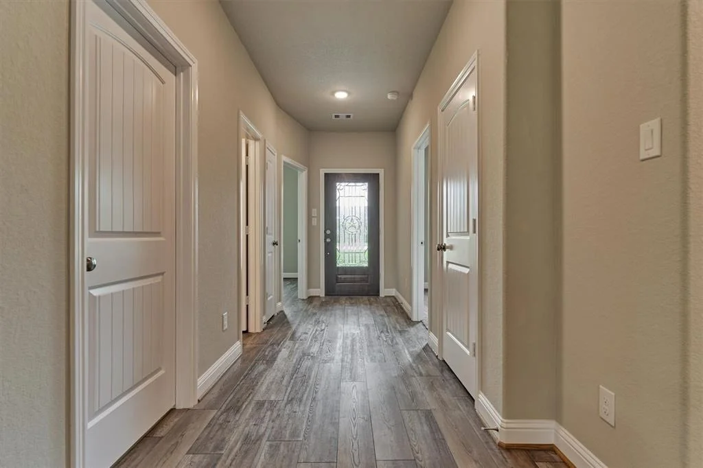 Photo of 10477 Valley Drive N