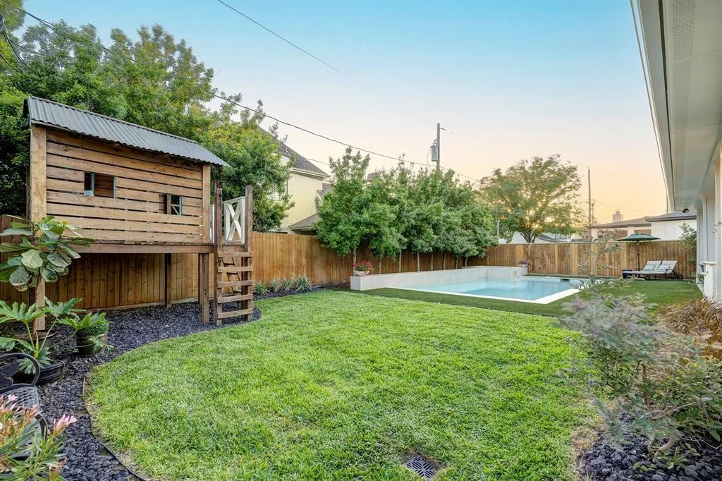 Photo of 1229 Kinley Lane