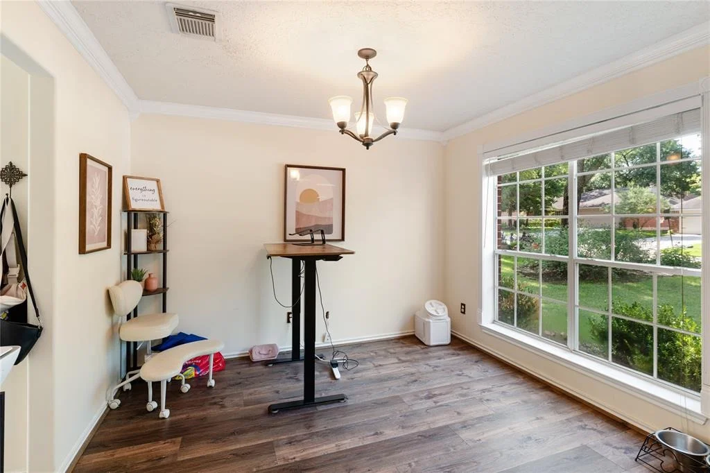Photo of 151 N Wynnoak Circle