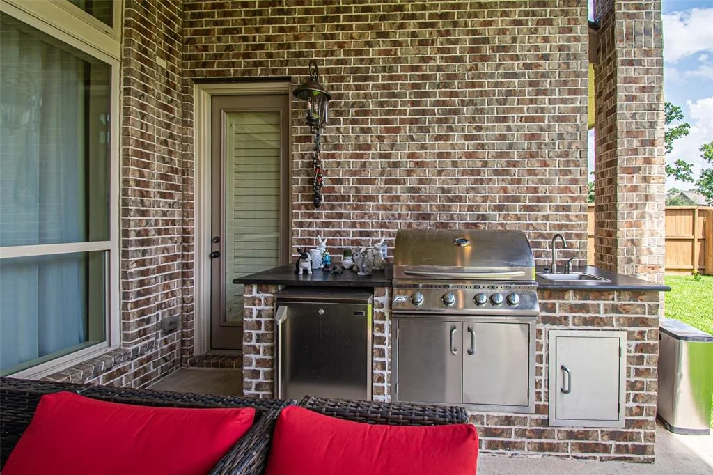 Photo of 6803 Crimson Grove Drive