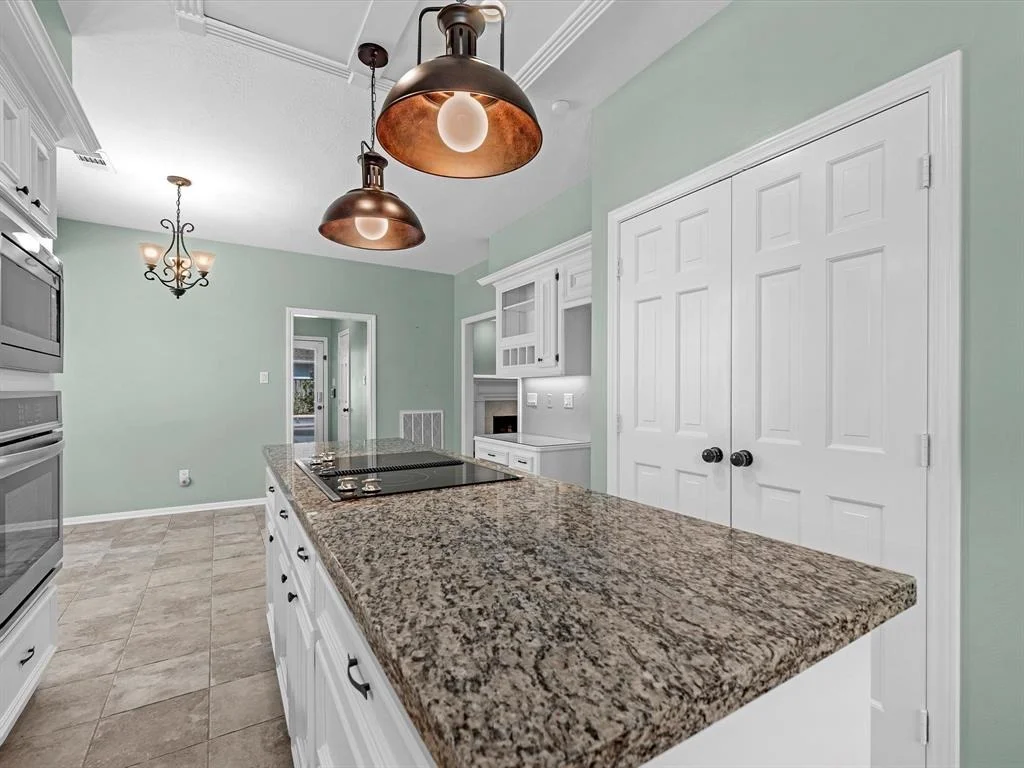 Photo of 5831 Mountain View Drive