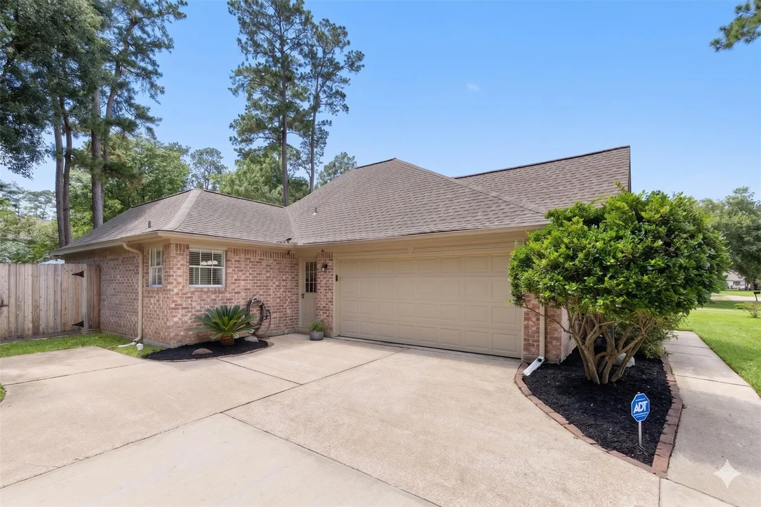 Photo of 756 Forest Lane Drive