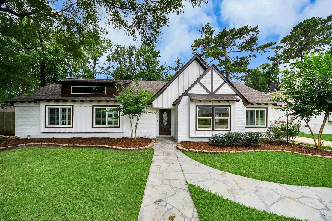 Photo of 25511 Many Oak Drive