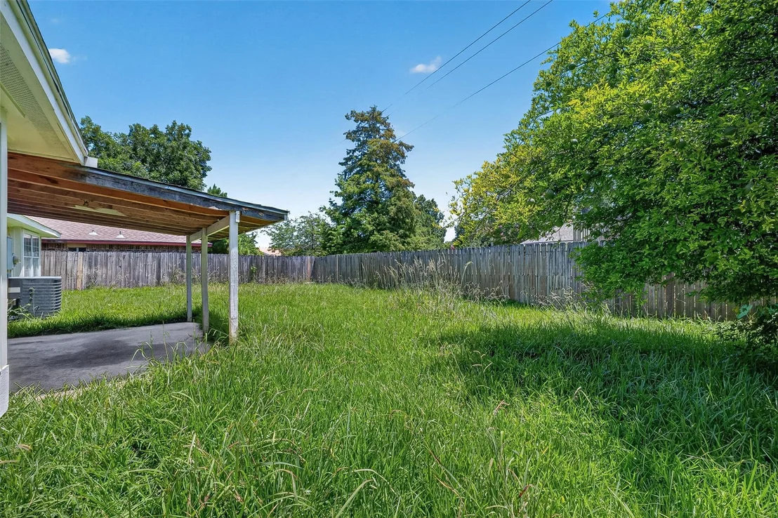 Photo of 1446 Castle Glen Drive