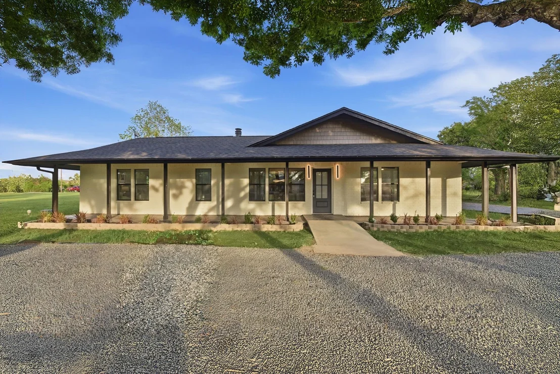 Photo of 1011 Sycamore Road