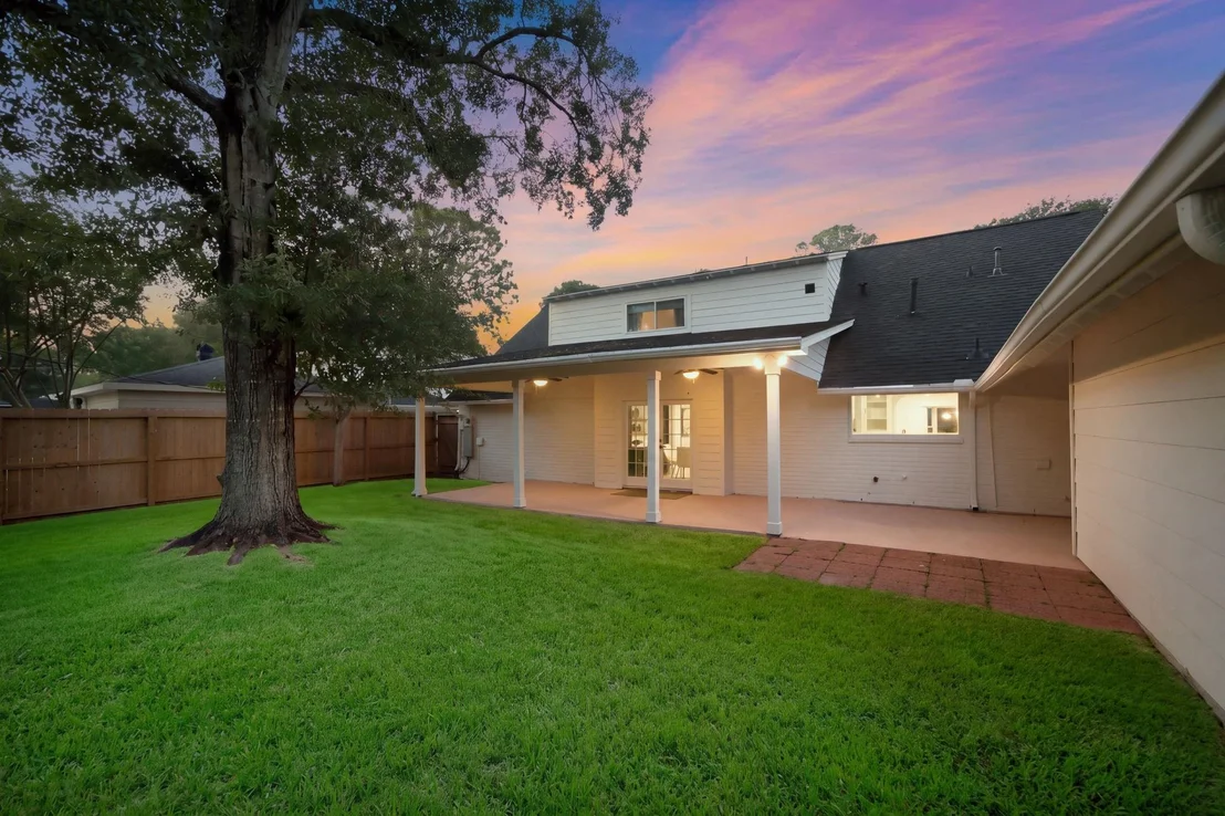 Photo of 10714 Cranbrook Road