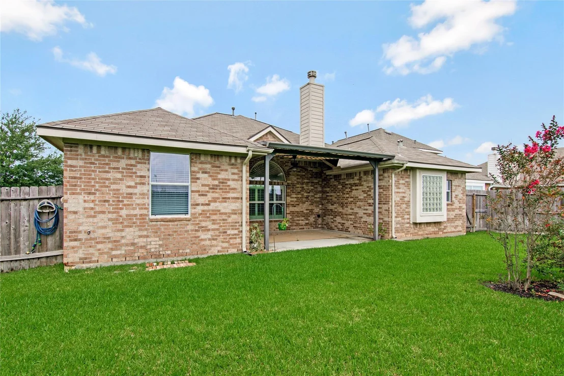 Photo of 21406 Avalon Queen Drive