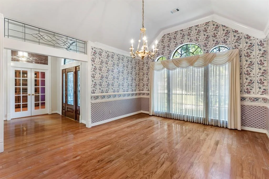 Photo of 512 Stephen F Austin Drive