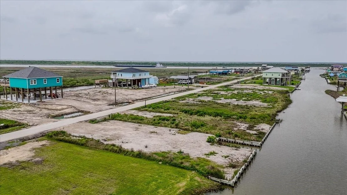 Photo of 1400 Van Sant