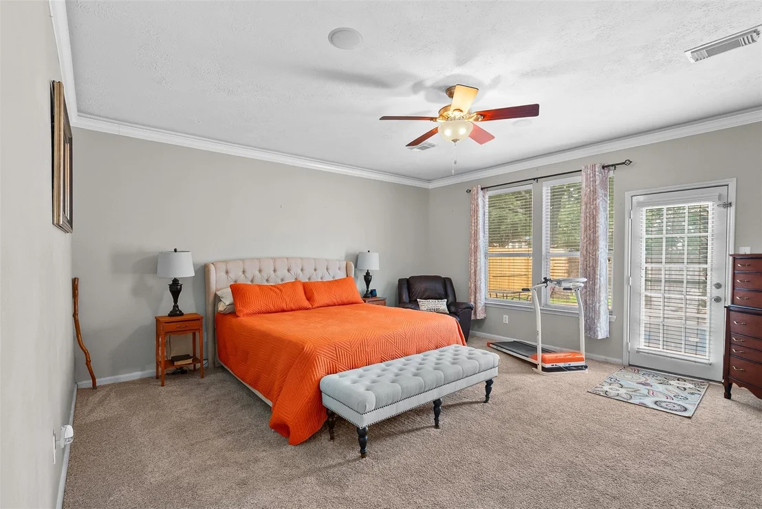 Photo of 1012 Walnut Pointe
