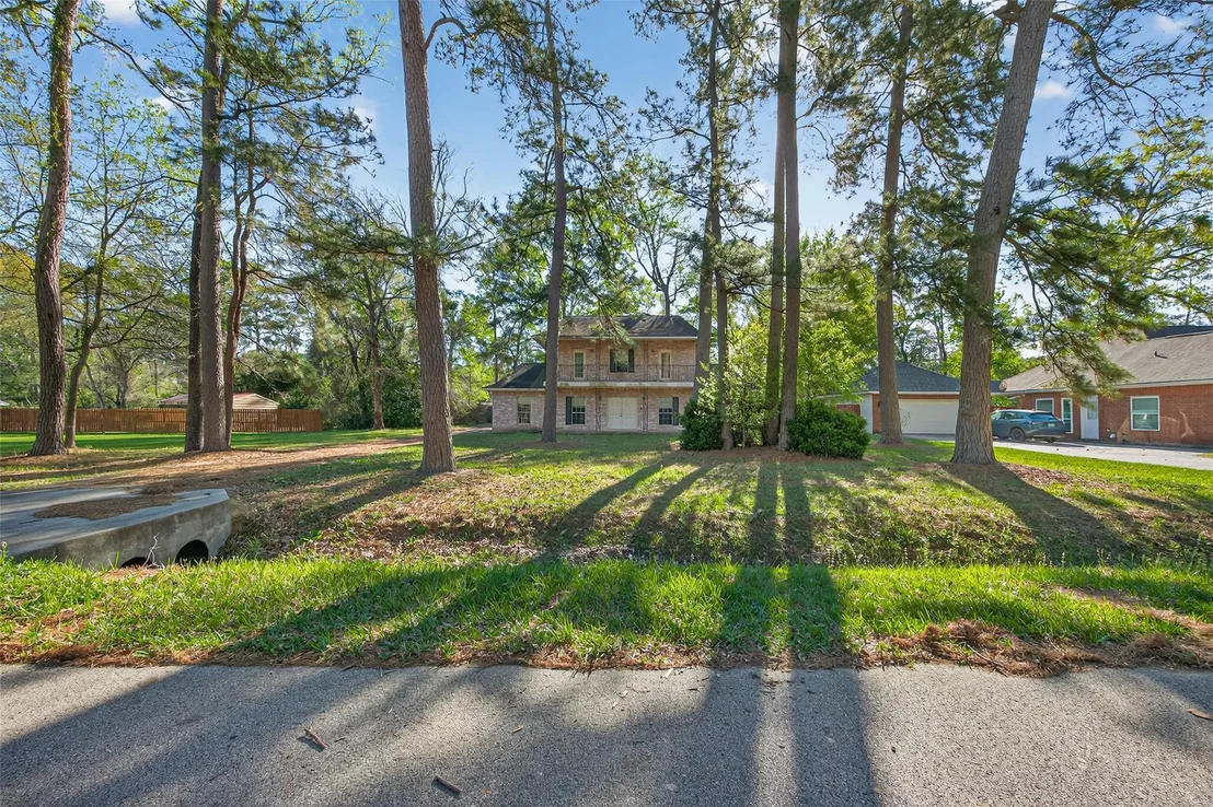 Photo of 410 Caesars Circle