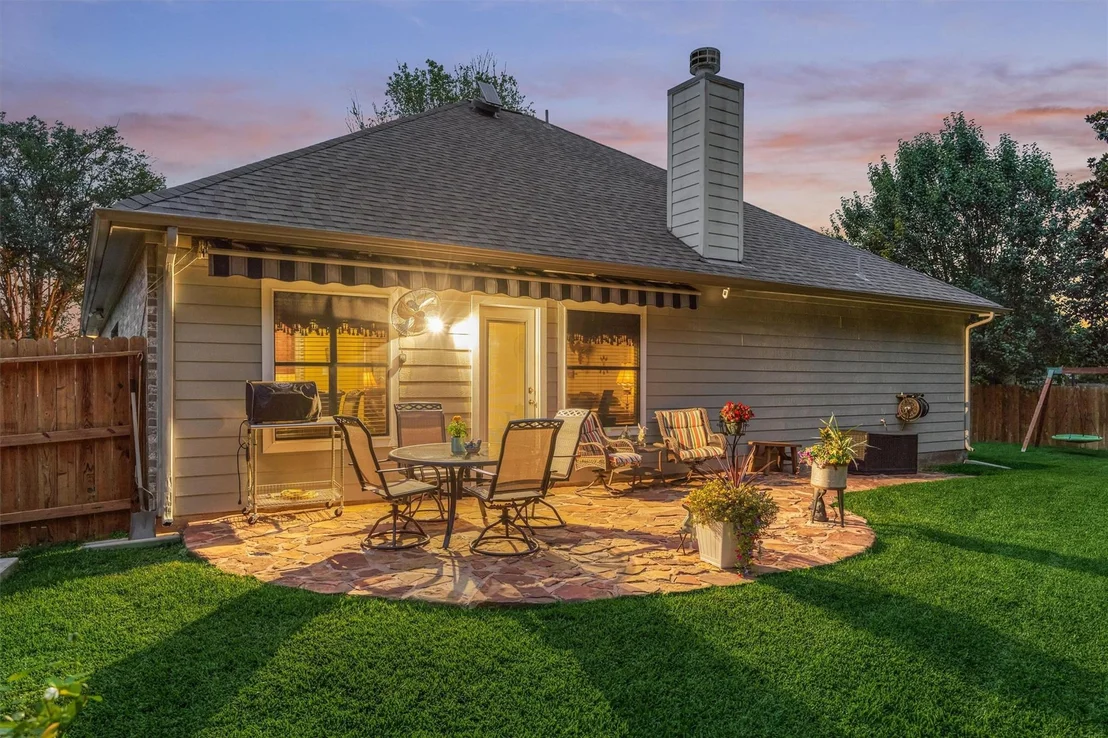 Photo of 2203 Nicholas Crossing