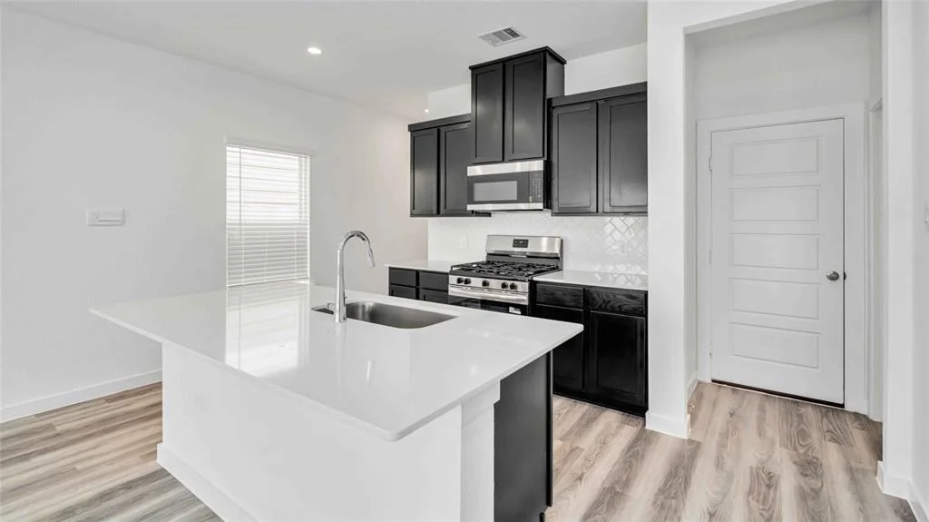 Photo of 2907 Crown Gate Drive