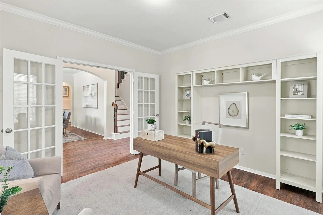 Photo of 7807 Ravens Point Drive