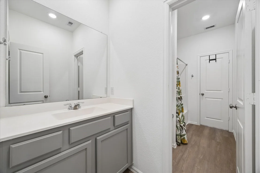 Photo of 5206 Eagleton Drive