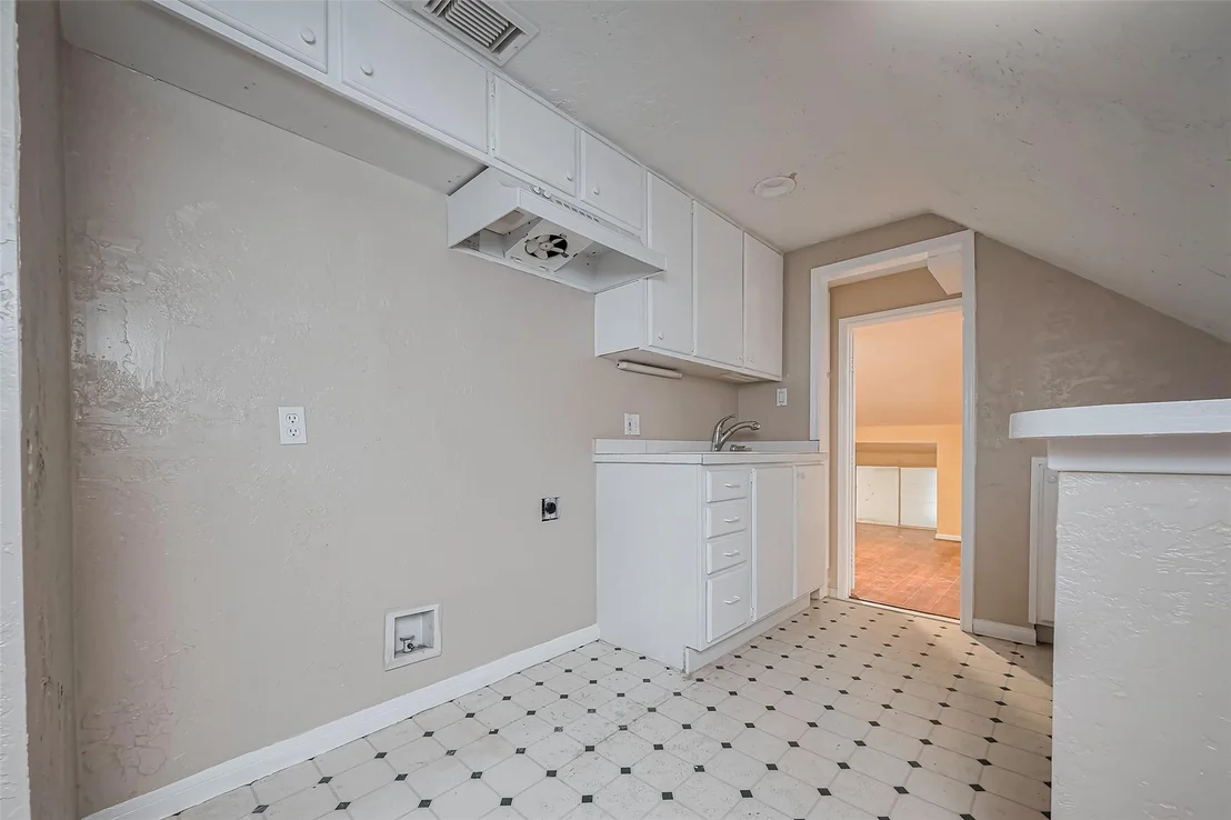 Photo of 4015 Black Locust Drive