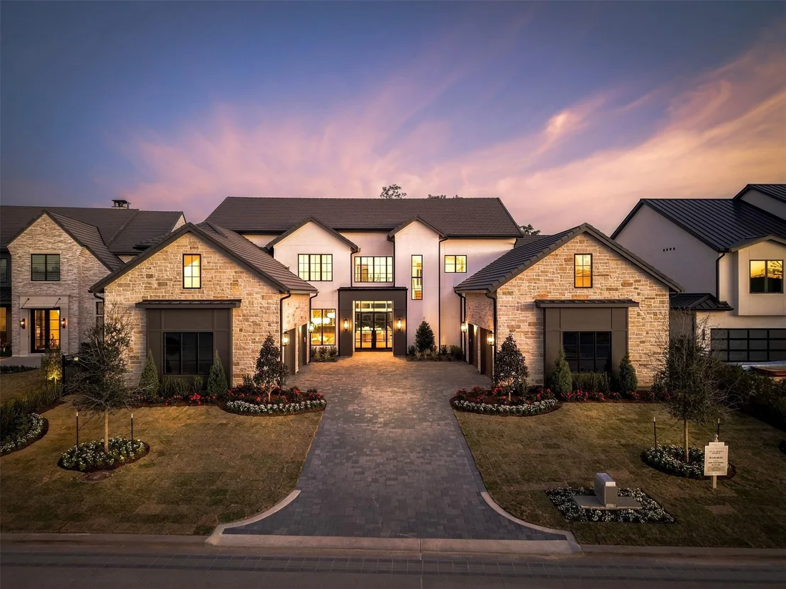 Photo of 50 Aria Isle Drive