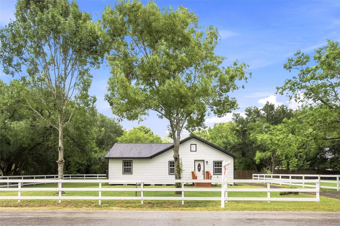 Photo of 8414 Schiro Road