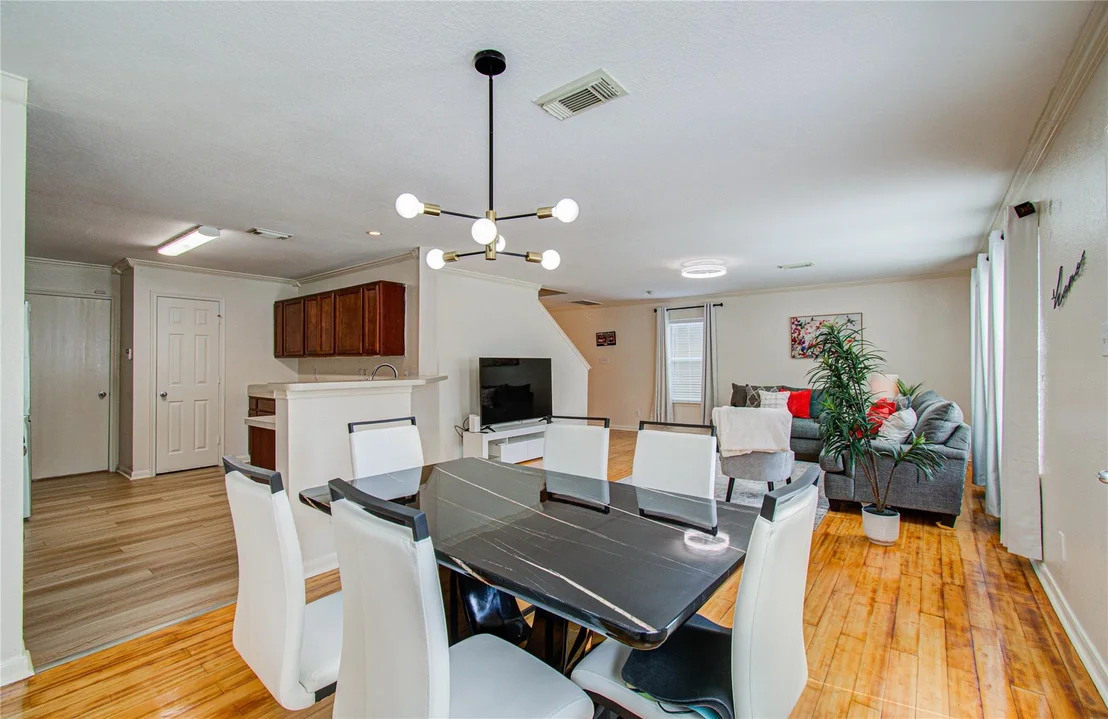 Photo of 16319 Kendons Way Lane