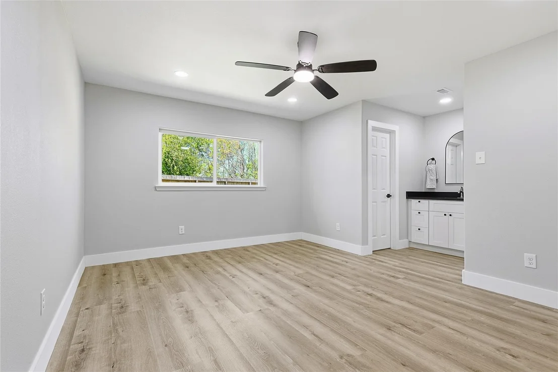 Photo of 11415 Echo Ledge Street