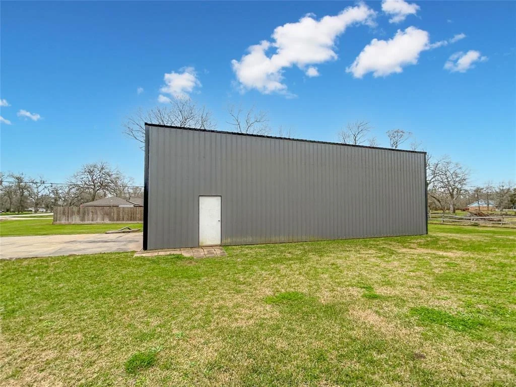 Photo of 302 Buffalo Trail