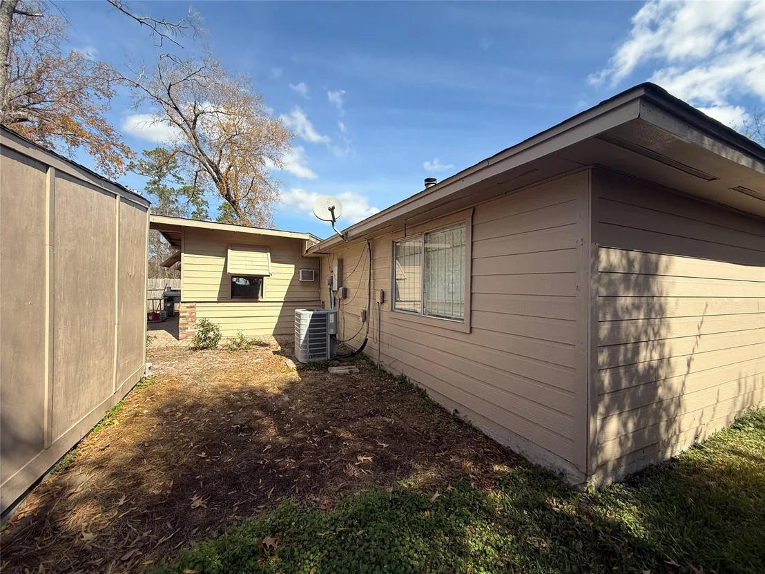 Photo of 214 Maybrook Drive