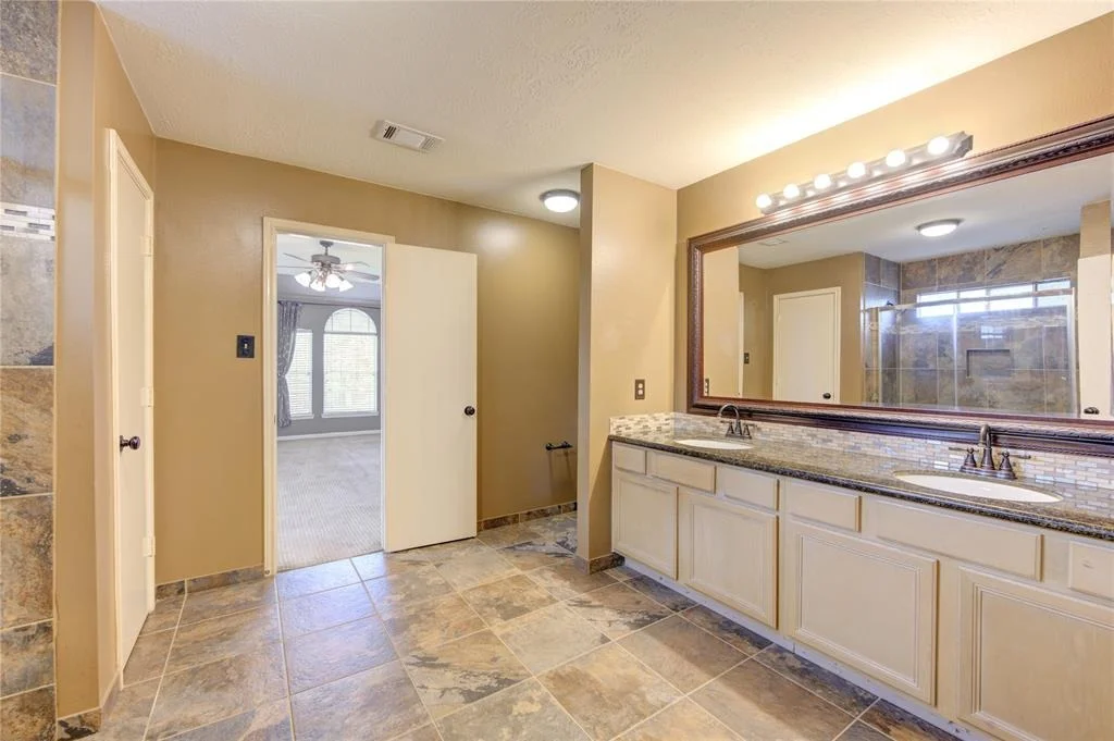 Photo of 4827 Tiger Trace Ln