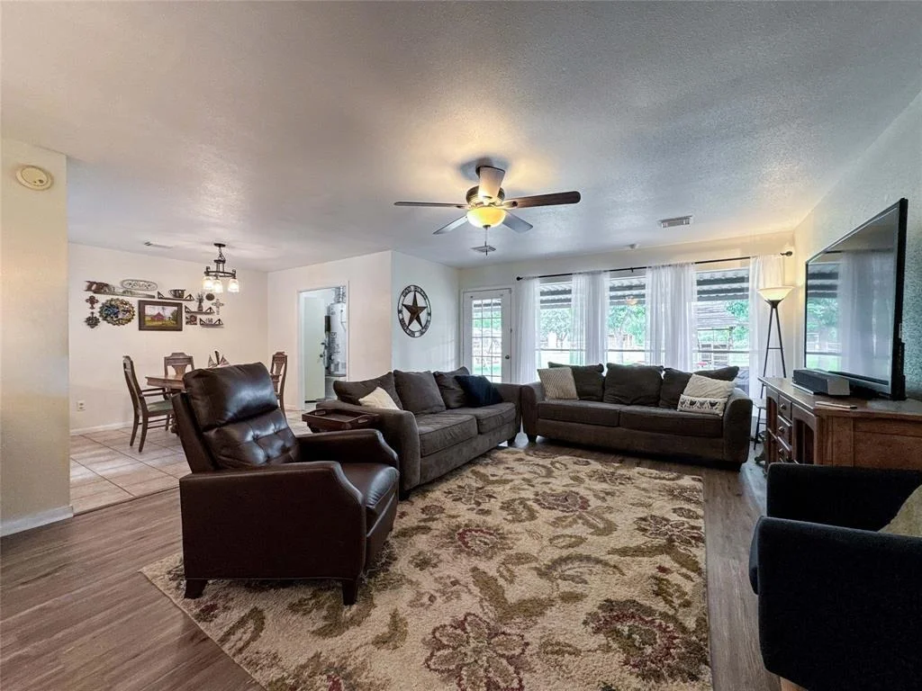 Photo of 6417 Scott Road