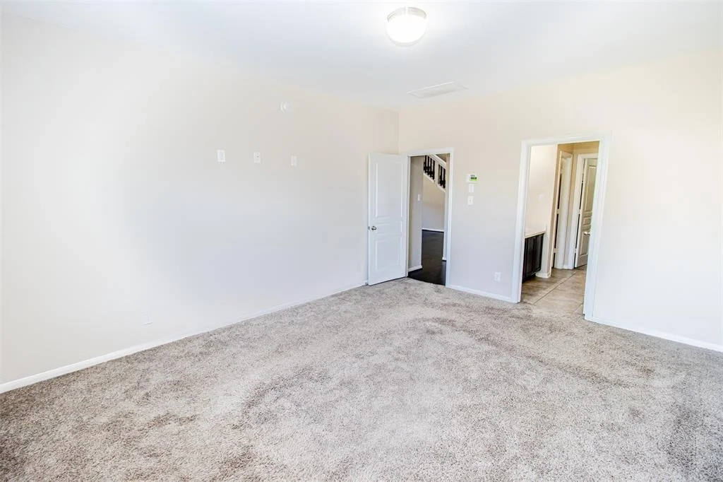 Photo of 303 Ginseng Lane