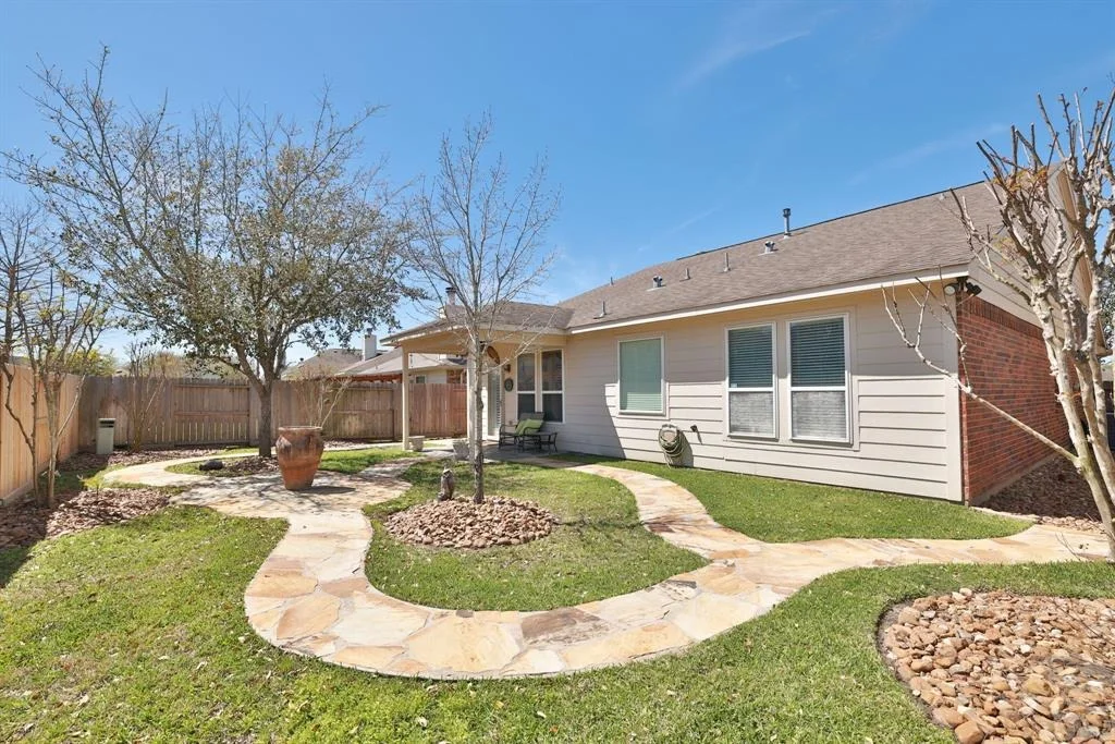Photo of 9331 Edgeloch Drive