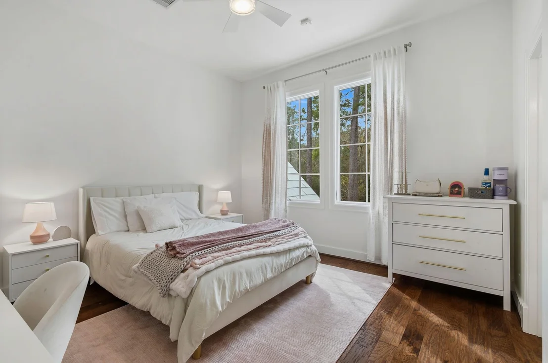 Photo of 10 Riata Drive