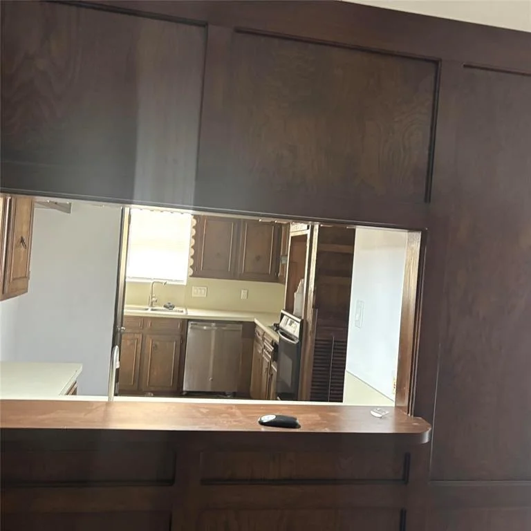 Photo of 9102 Petersham Drive
