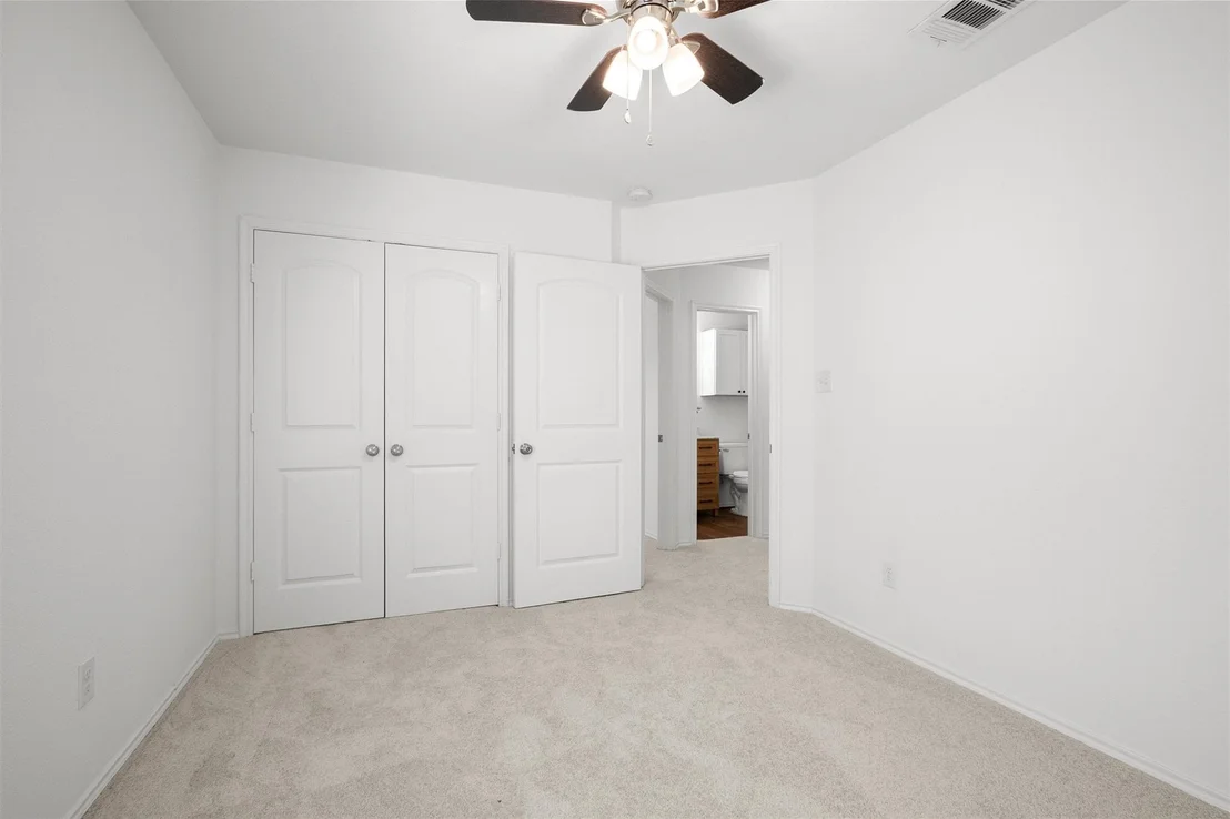 Photo of 706 Heritage Drive