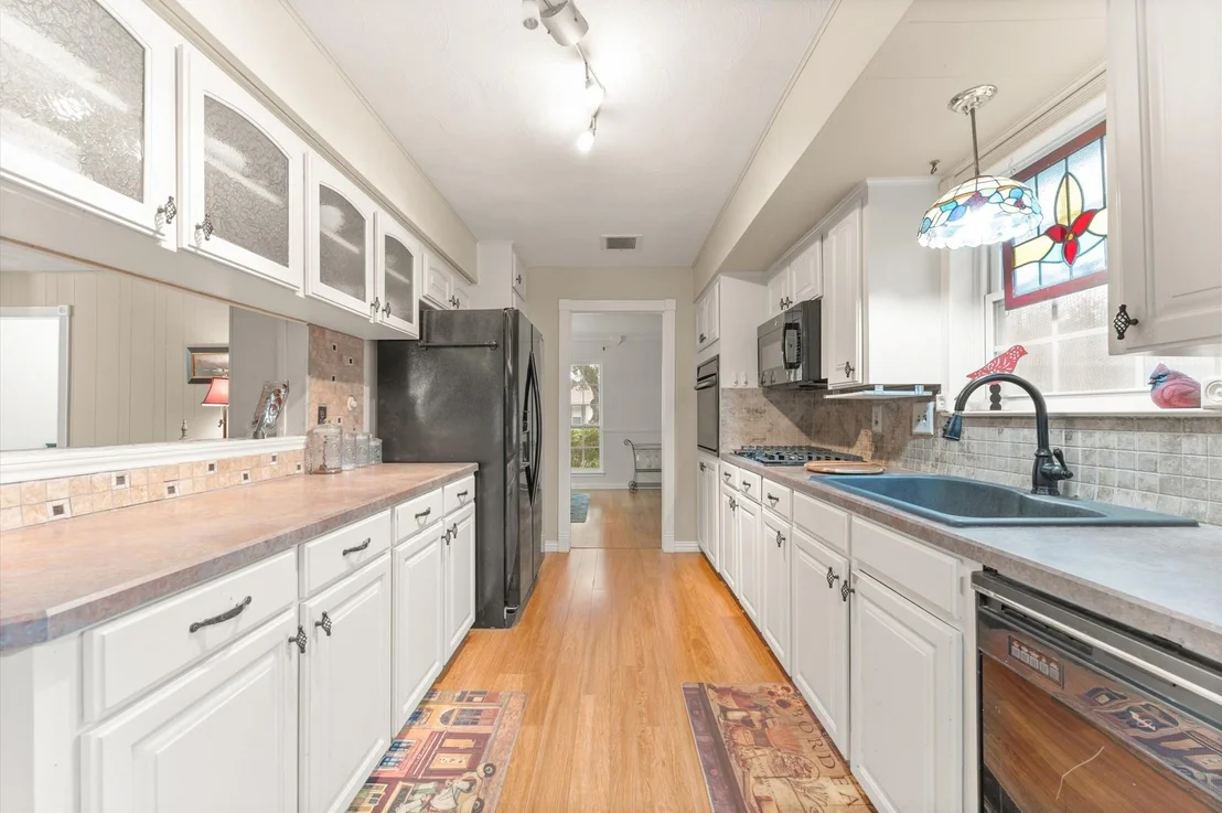 Photo of 12502 Maxim Drive